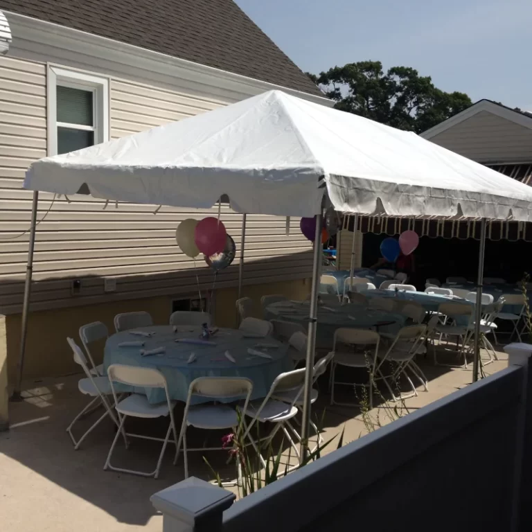 10' x 20' White Frame Tent